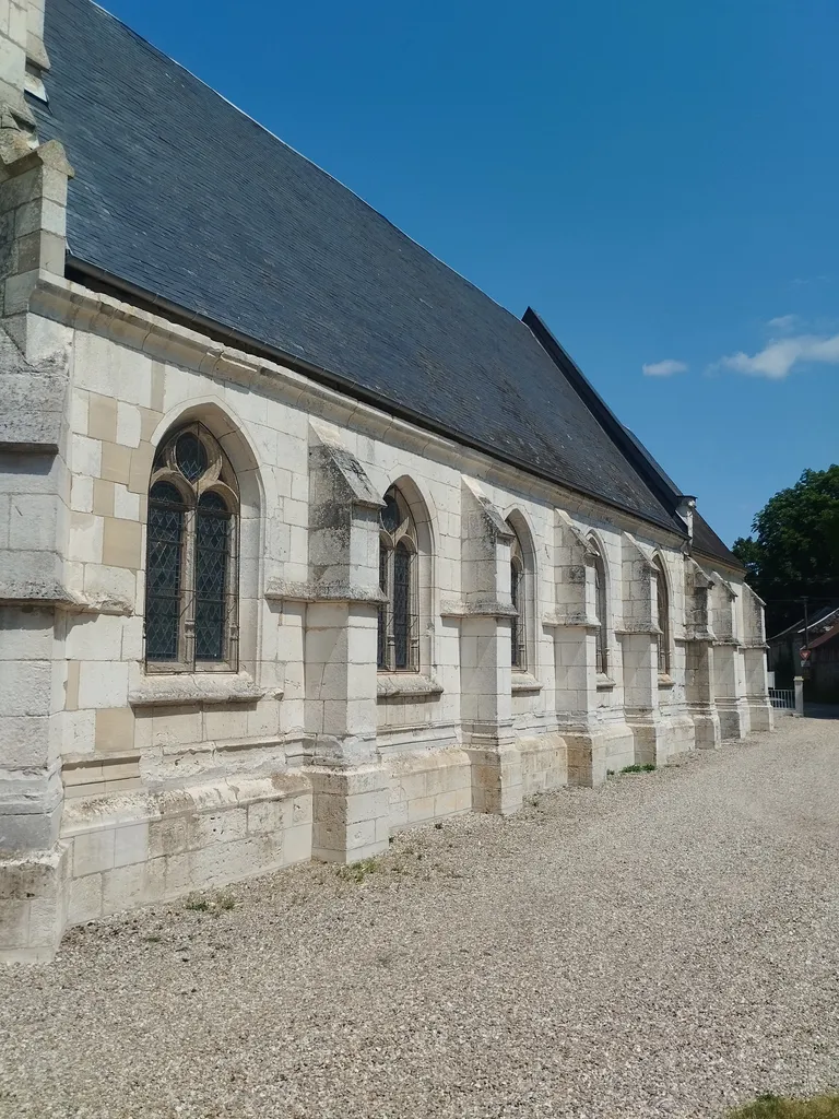 Église Saint-Michel à Hénouville