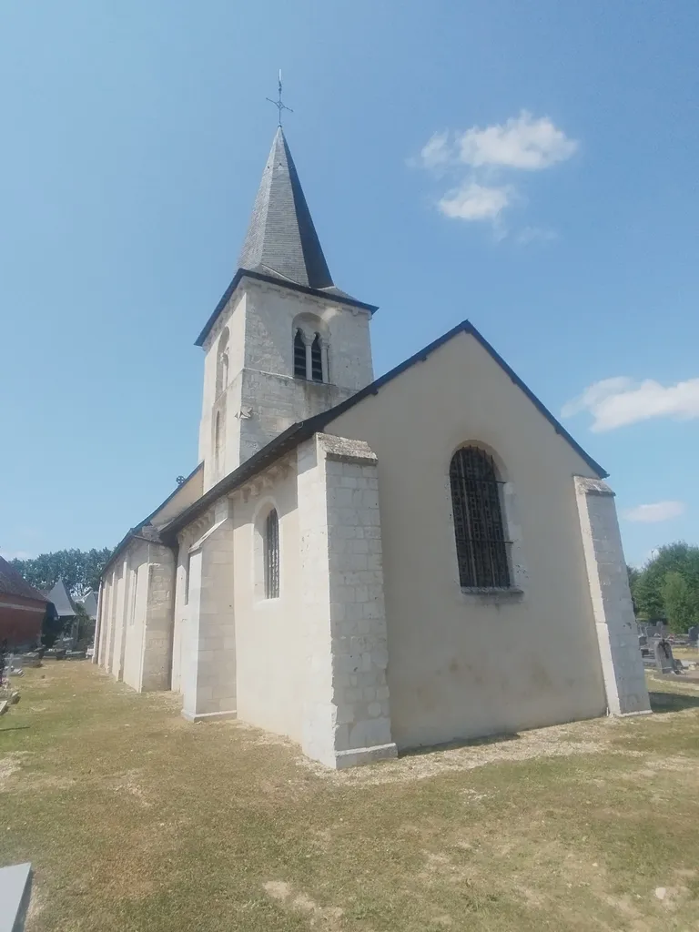 Église Saint-Léonard à La Vaupalière