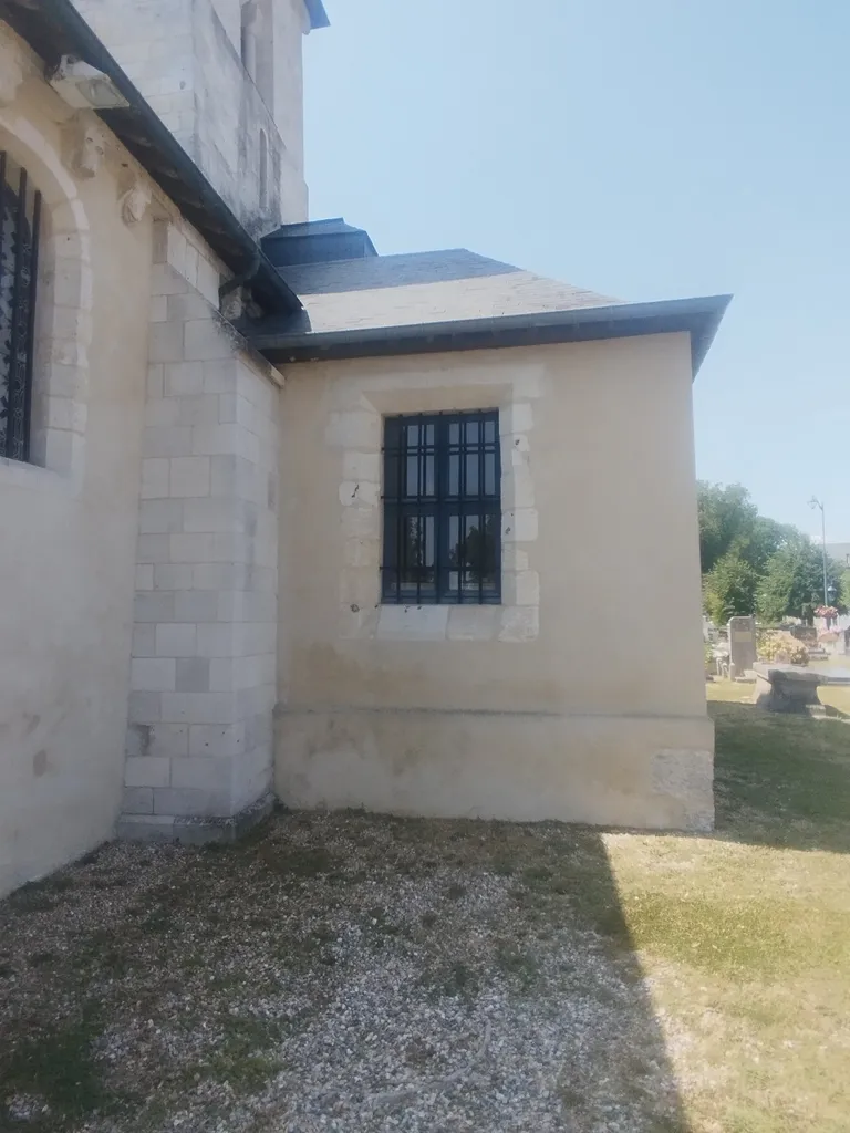 Église Saint-Léonard à La Vaupalière