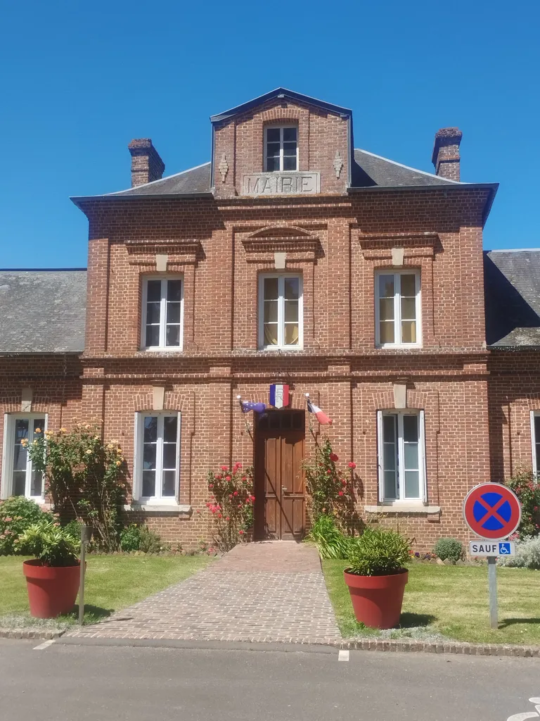 Mairie de Routes