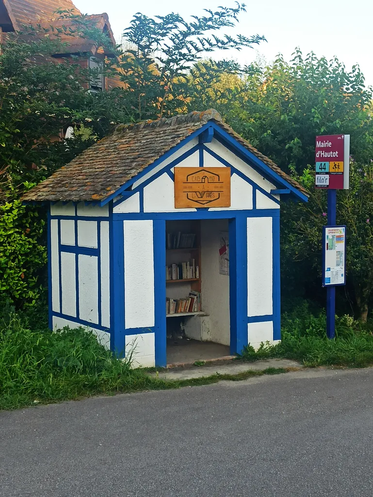 La cabane à livres à Hautot-sur-Seine
