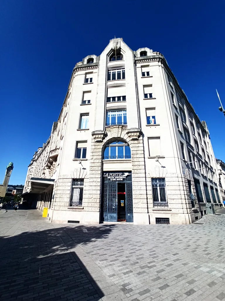 Bureau de poste du quartier Gare de Rouen