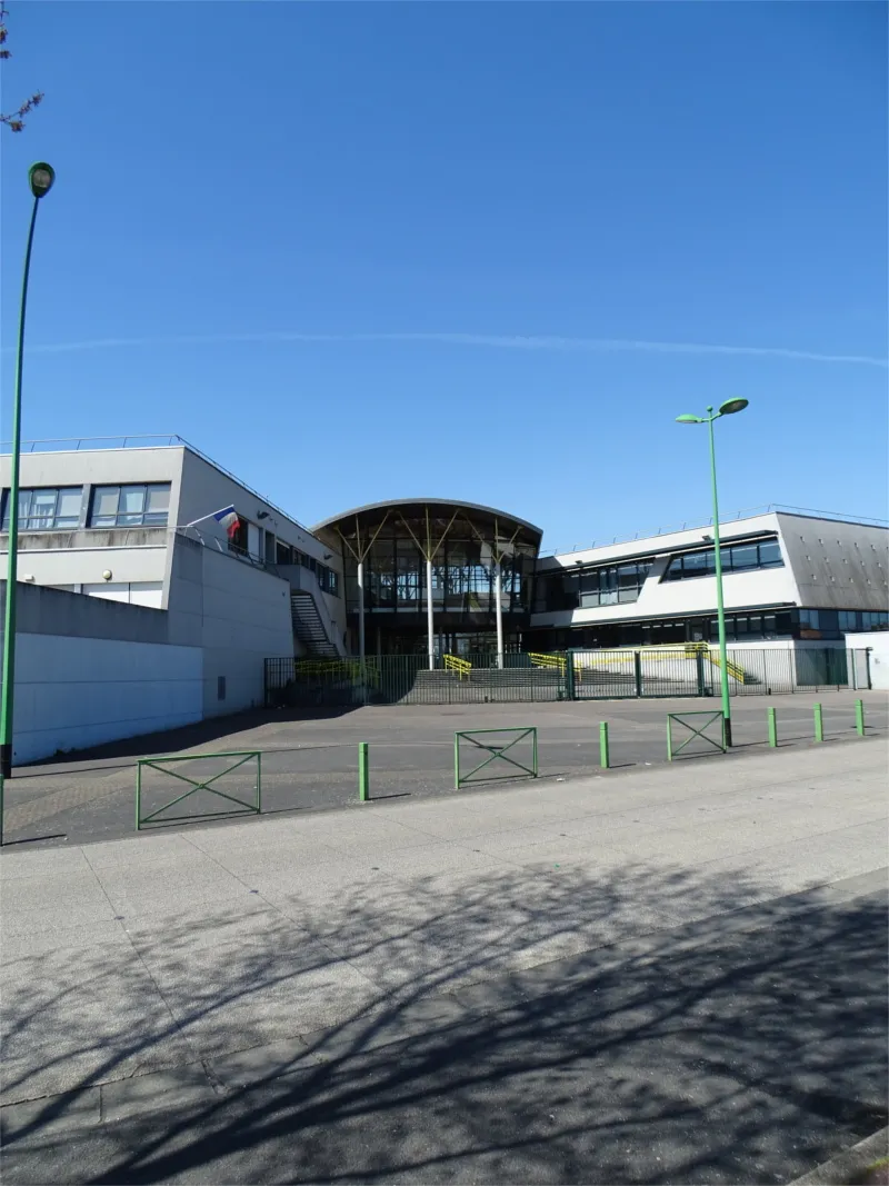 Collège Louise Michel à Saint-Étienne-du-Rouvray