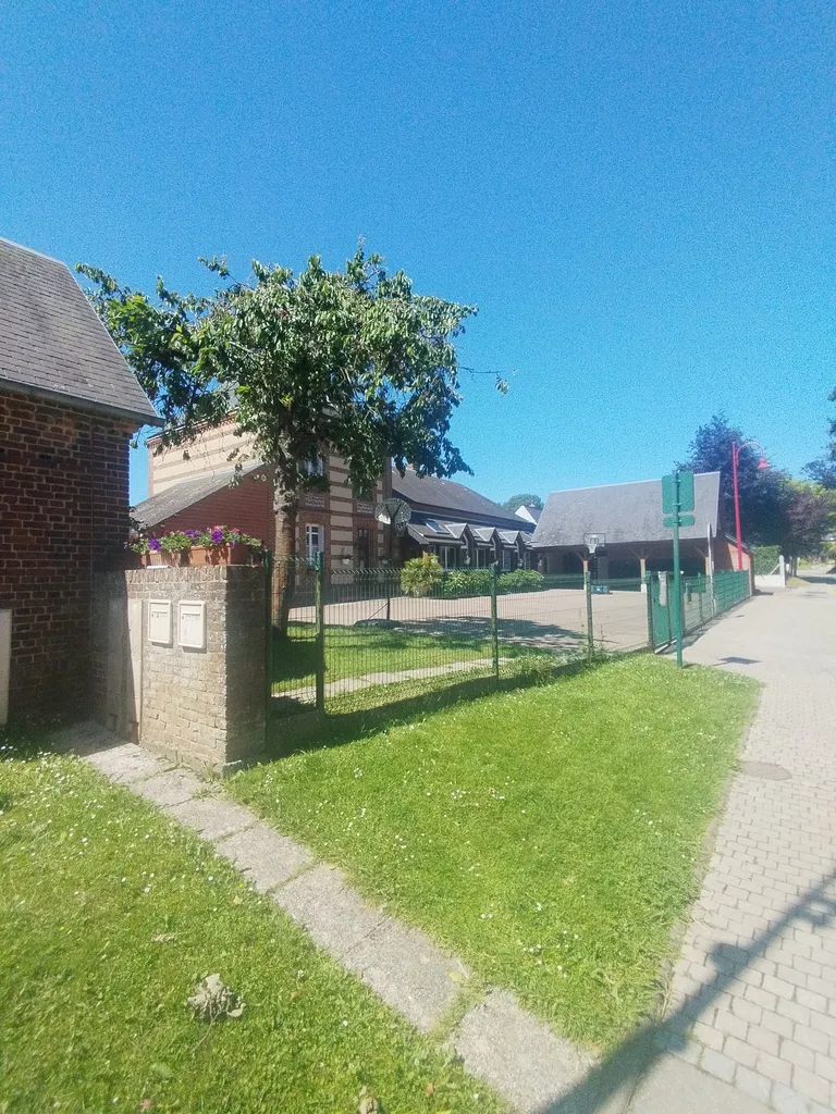 École élémentaire Josette et Claude Boyer à Étoutteville
