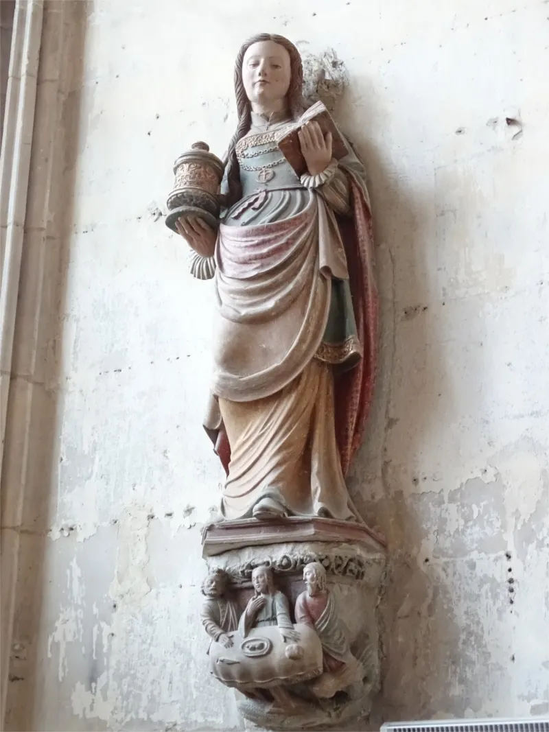 Statue de Sainte-Madeleine