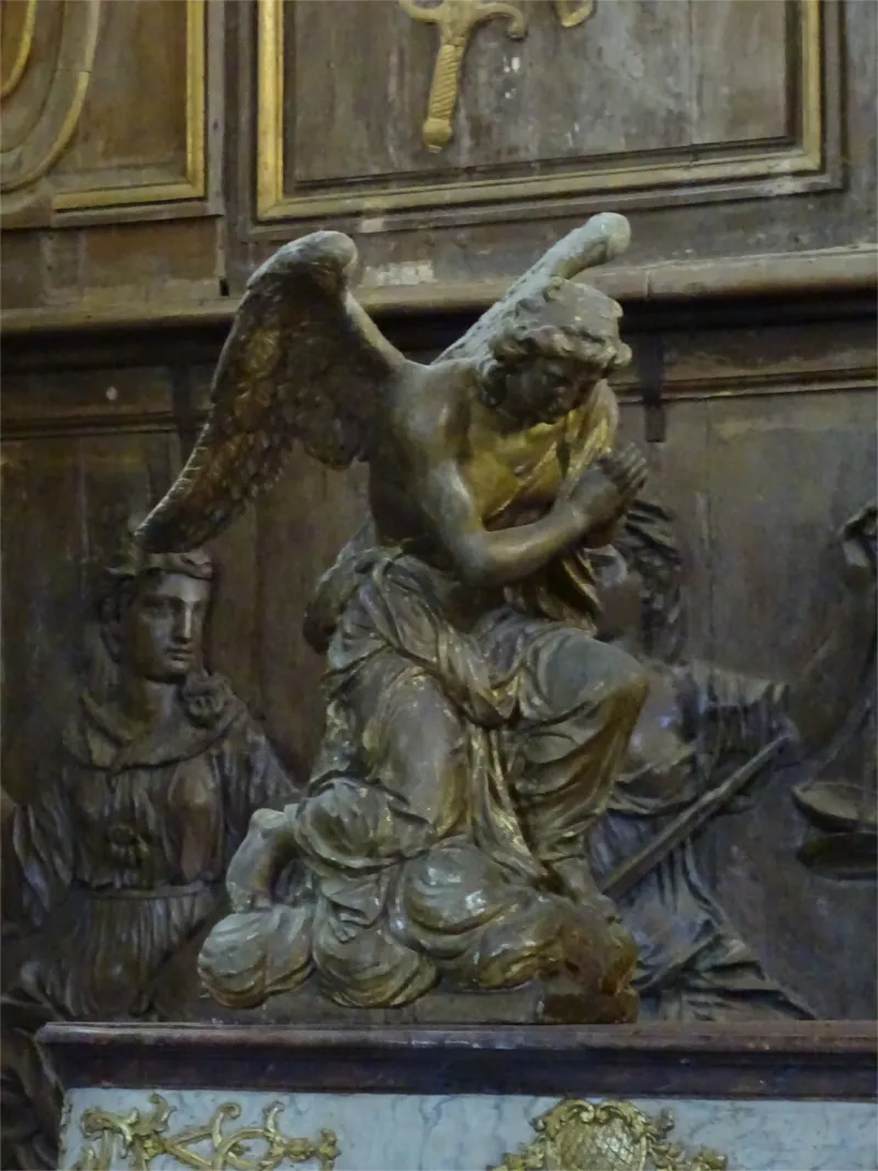 2 statues : Anges adorateurs dans l'Église Saint-Martin de Brémontier-Merval