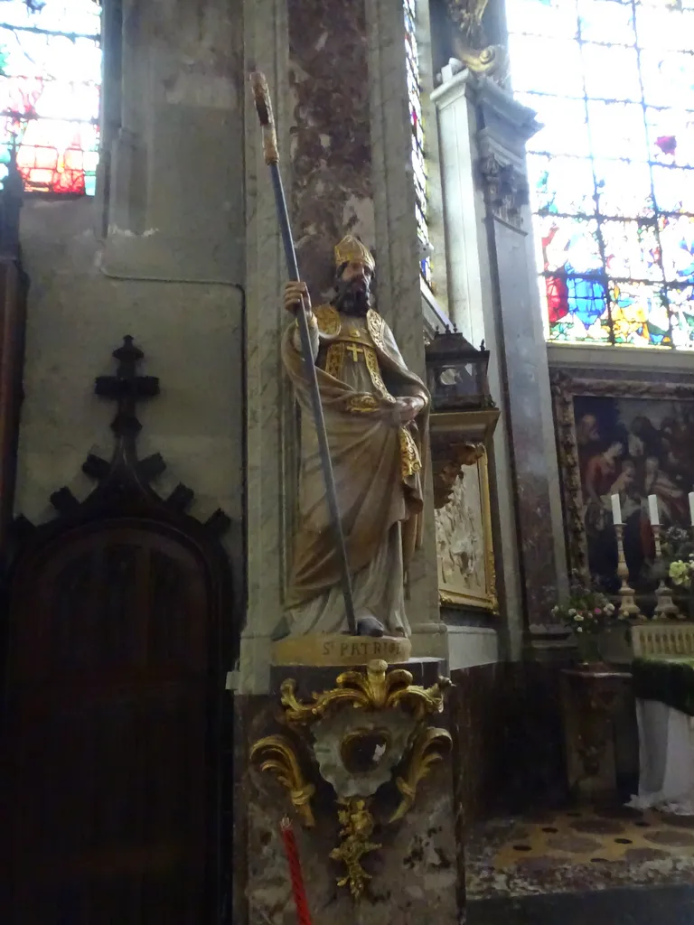 Statue de Saint-Patrice dans l'Église Saint-Patrice de Rouen