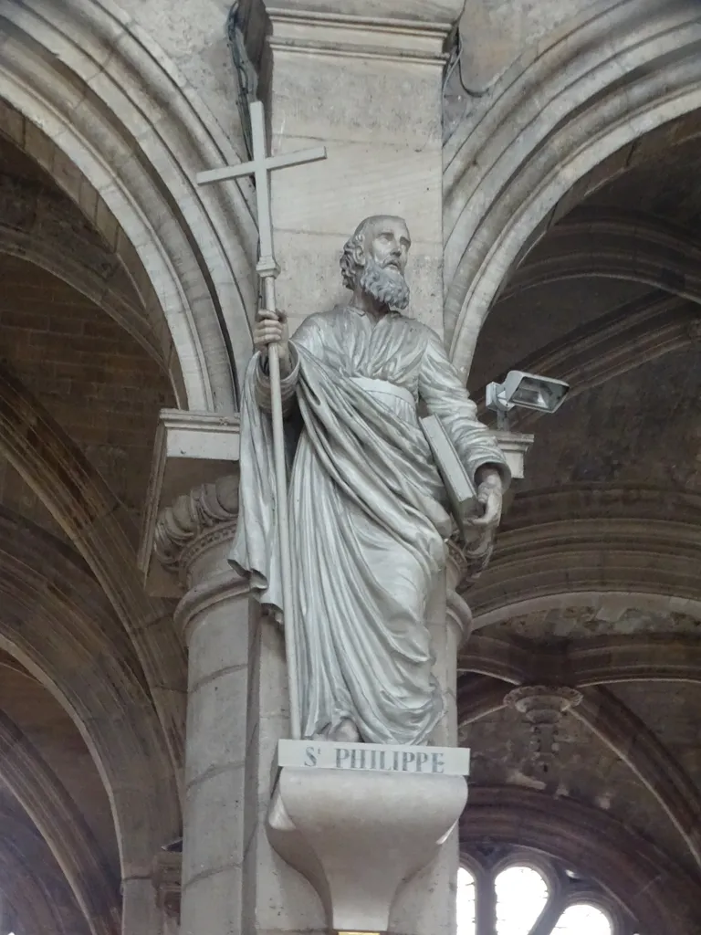 Statue de St-Philippe dans la Cathédrale Notre-Dame du Havre
