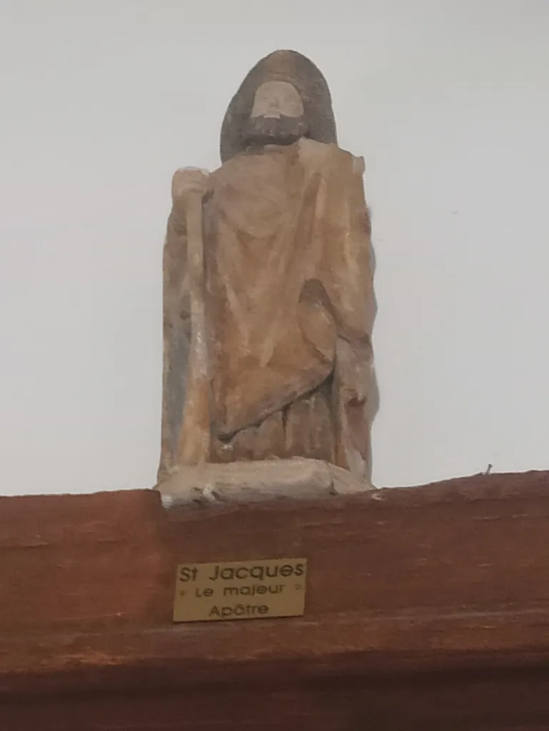 Statue de Saint-Jacques-le-Majeur dans l'Église Saint-Médard de Varneville-Bretteville