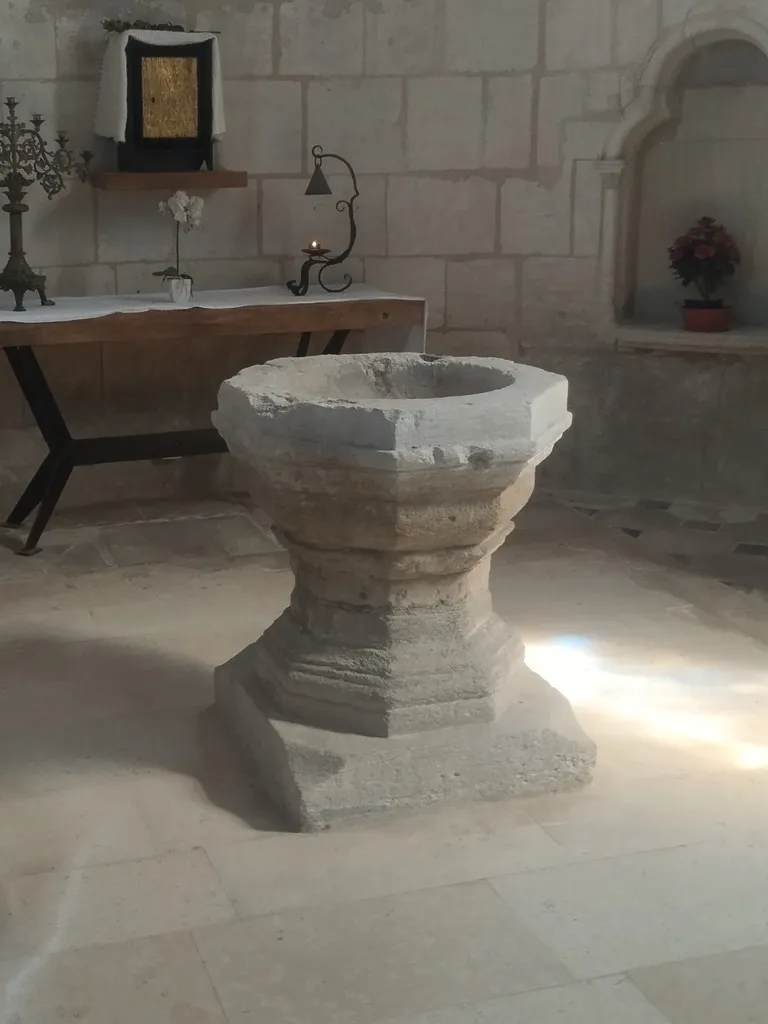 Fonts baptismaux de l'Église Saint-Erkonwald à Gonfreville-l'Orcher