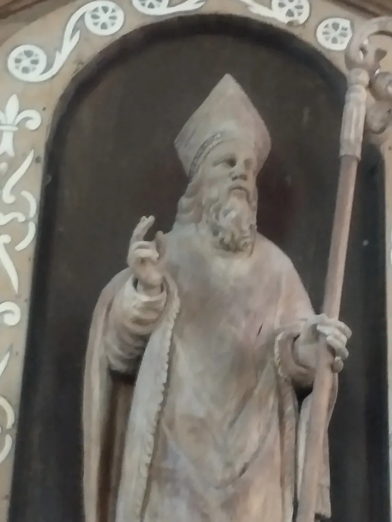Autel latéral nord, retable et deux statues dans l'Église Saint-Erkonwald à Gonfreville-l'Orcher