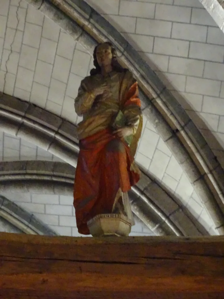 3 statues : Christ en croix, Vierge et Saint-Jean dans l'Église Notre-Dame-de-l'Assomption à Pavilly