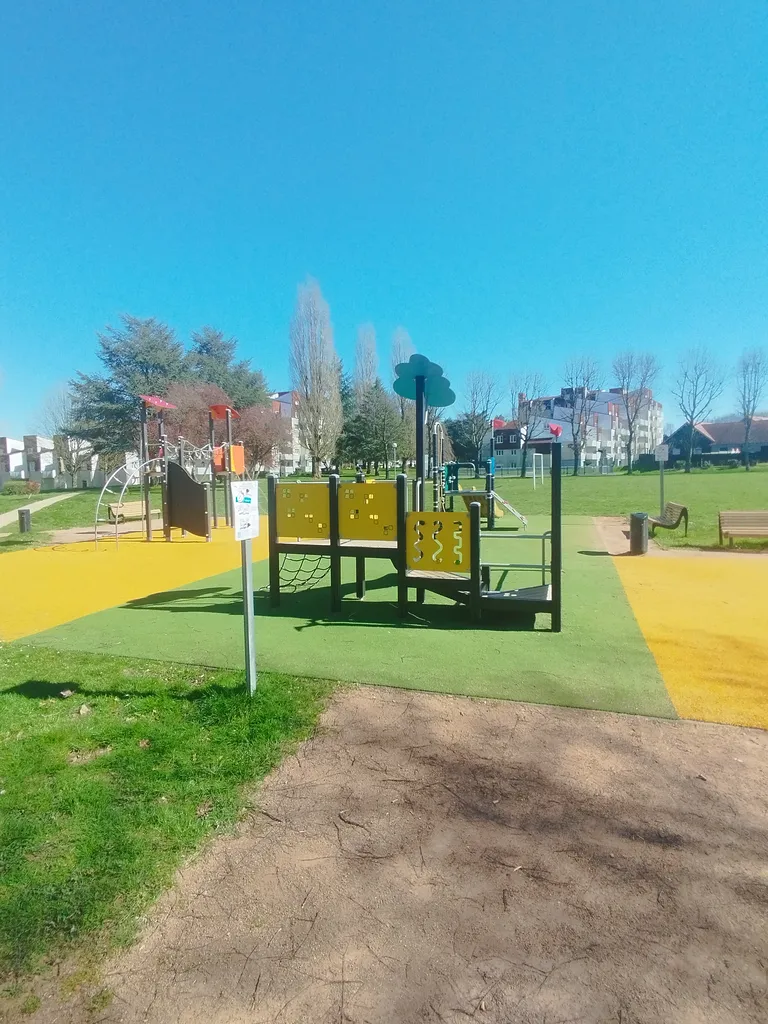 Aire de jeux du Hamelet à Barentin
