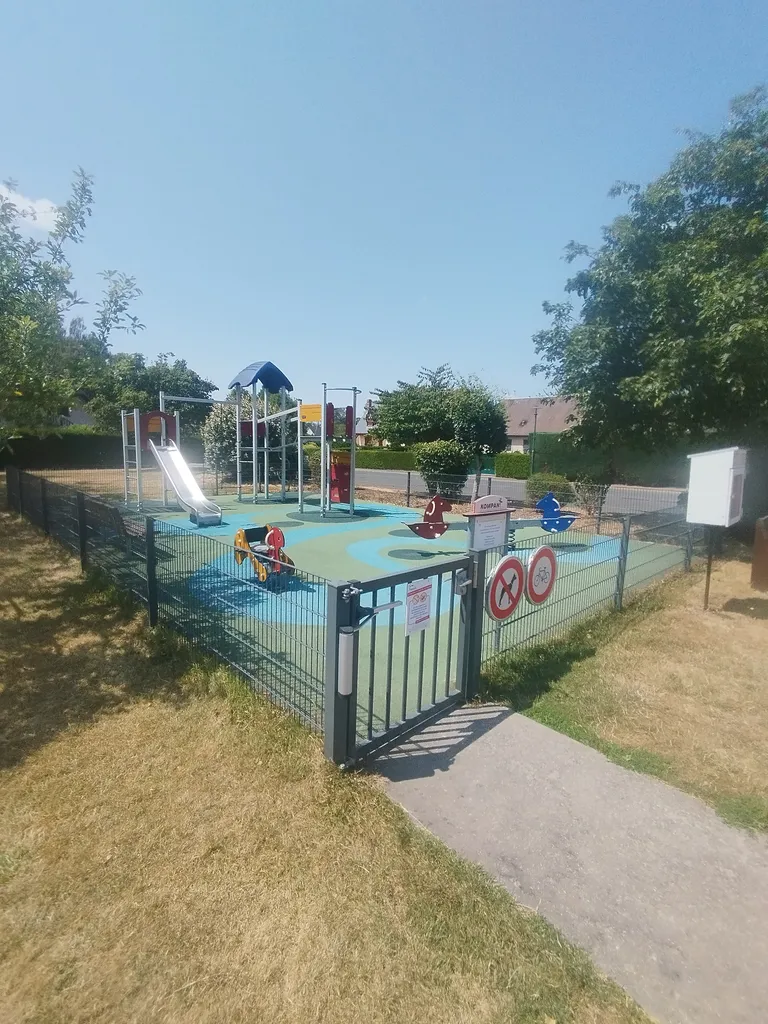 Aire de Jeux d'Hénouville