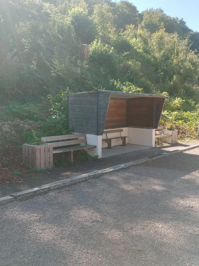 Terrain de Pétanque de Saint-Laurent-de-Brèvedent
