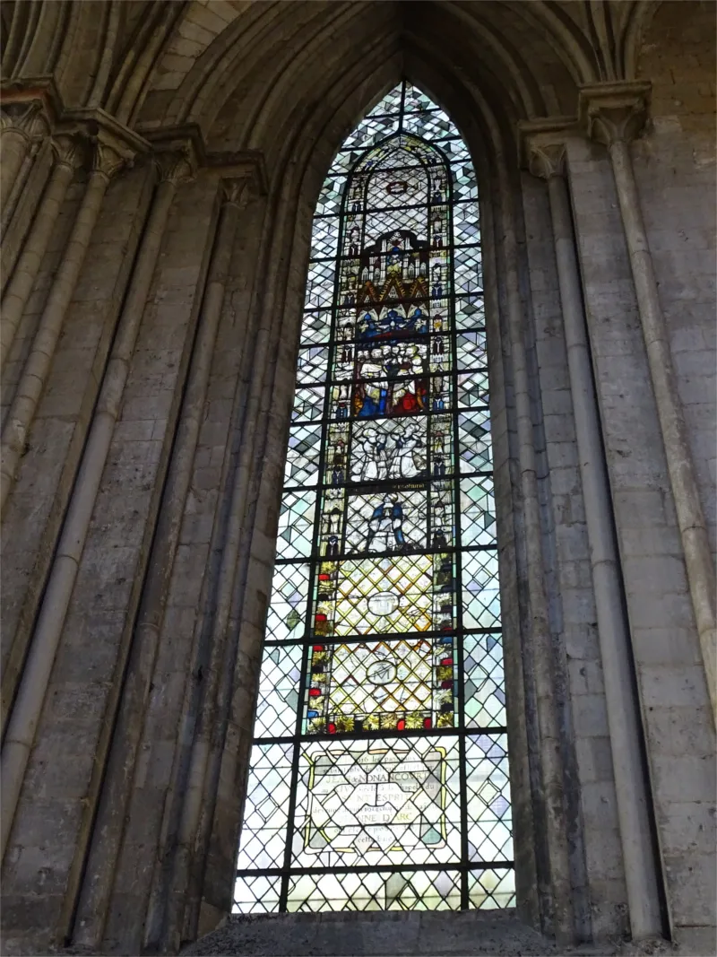 Vitrail Baie F dans la Cathédrale Notre-Dame de Rouen