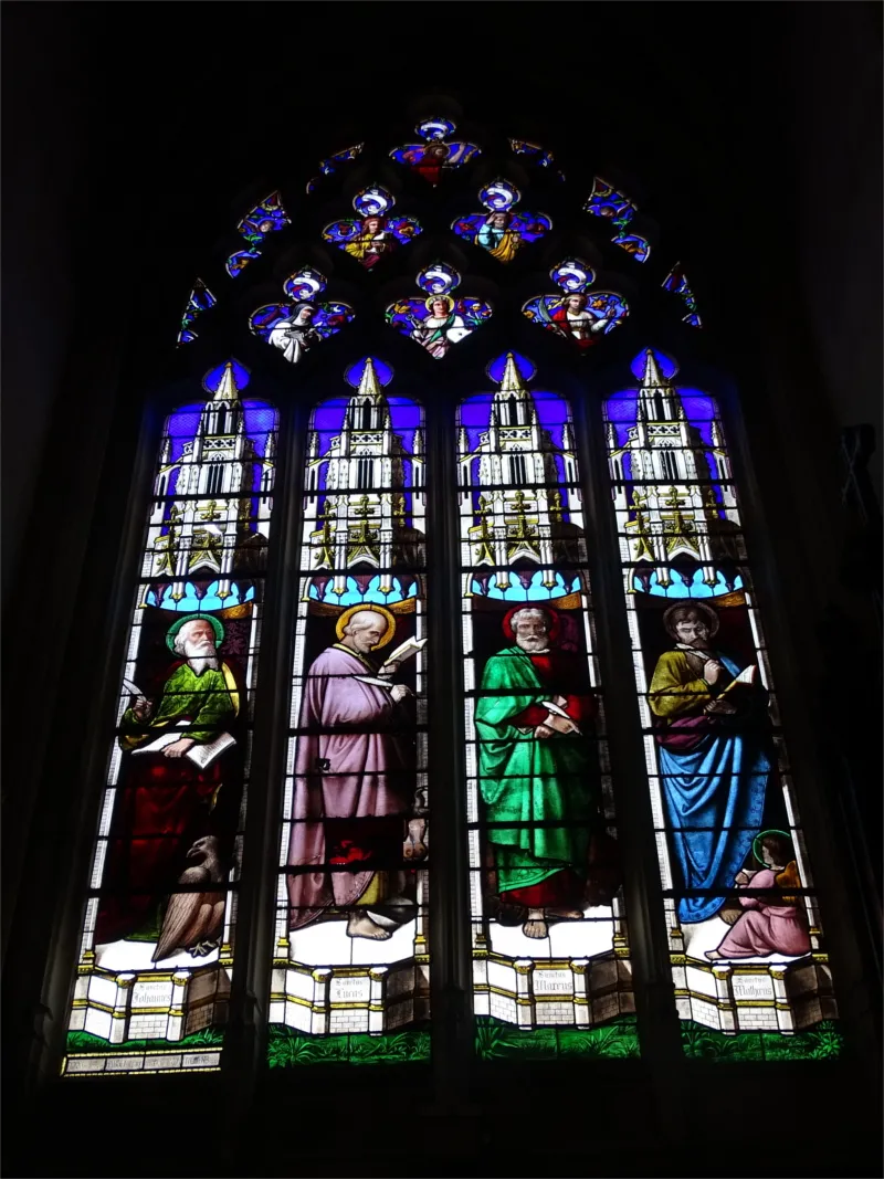 Vitrail Baie B dans l'Abbatiale Saint-Sauveur de Montivilliers