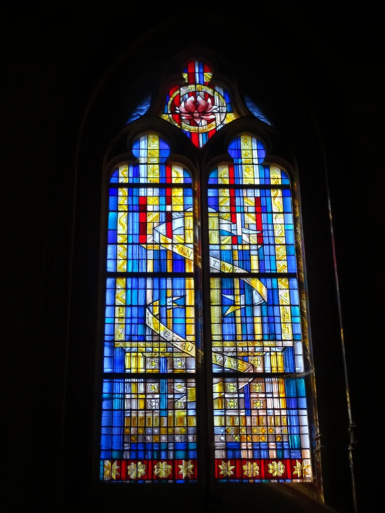 Vitrail Baie F dans l'Église Notre-Dame à Neufchâtel-en-Bray