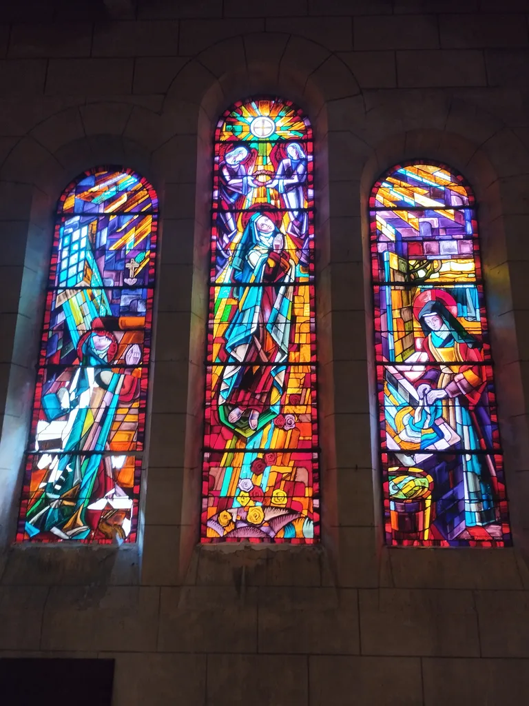 Vitrail Baie 2 de l'Église Saint-Remi d'Amfreville-la-Mi-Voie
