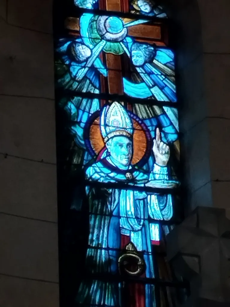 Vitrail Baie 0 de l'Église Saint-Remi d'Amfreville-la-Mi-Voie