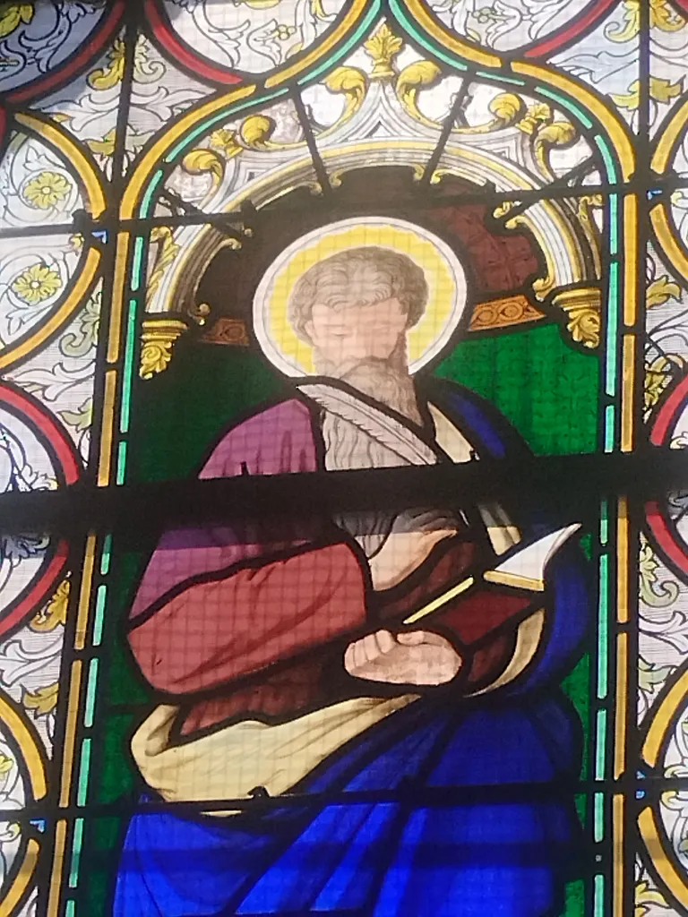 Vitrail Baie 2 : Saint-Matthieu dans l'Église Saint-Jean-Baptiste d'Harcanville