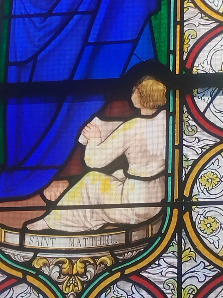 Vitrail Baie 2 : Saint-Matthieu dans l'Église Saint-Jean-Baptiste d'Harcanville