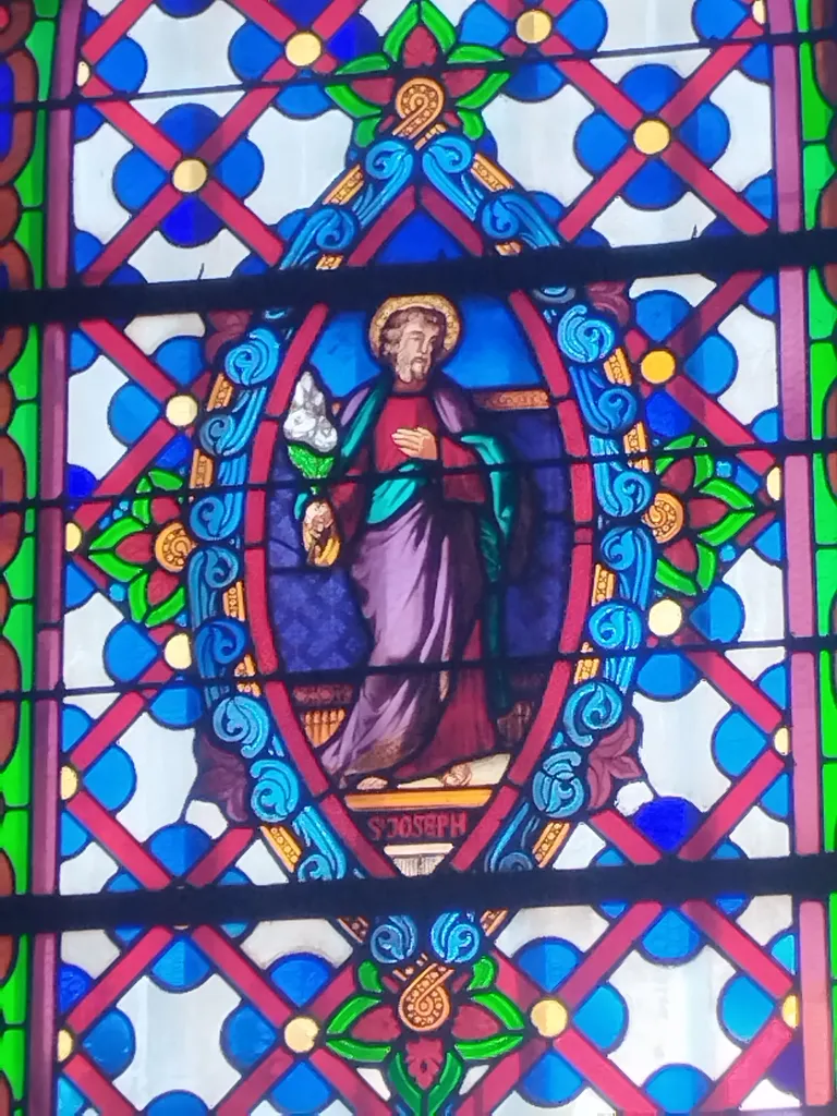 Vitrail Baie 19 : St Joseph dans l'Église Saint-Pierre à Déville-lès-Rouen