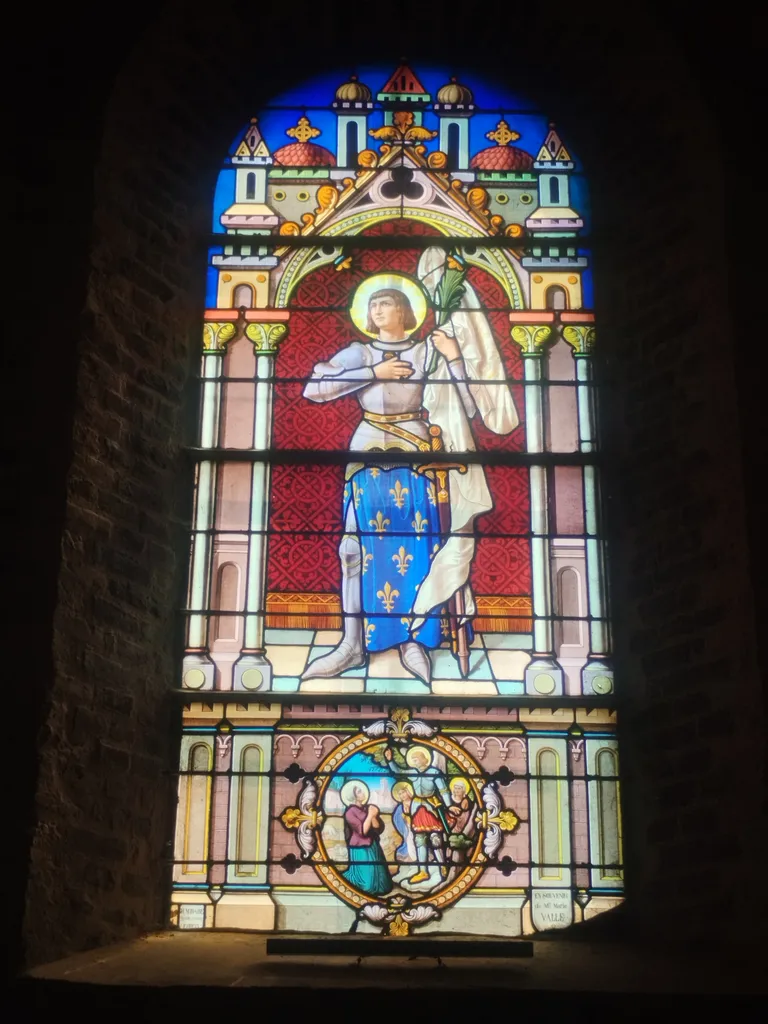 Vitrail Baie 16 : Jeanne d'Arc dans l'Église Saint-Erkonwald à Gonfreville-l'Orcher