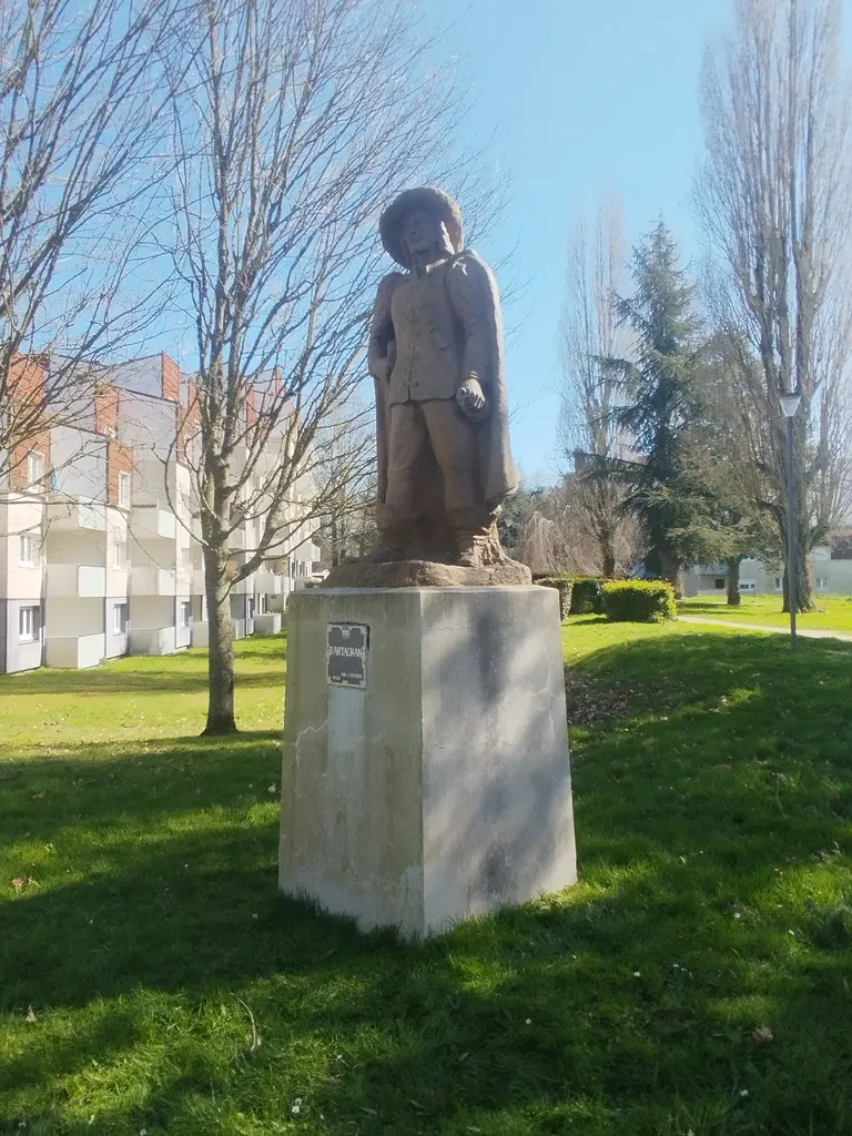 Statue de d'Artagnan à Barentin