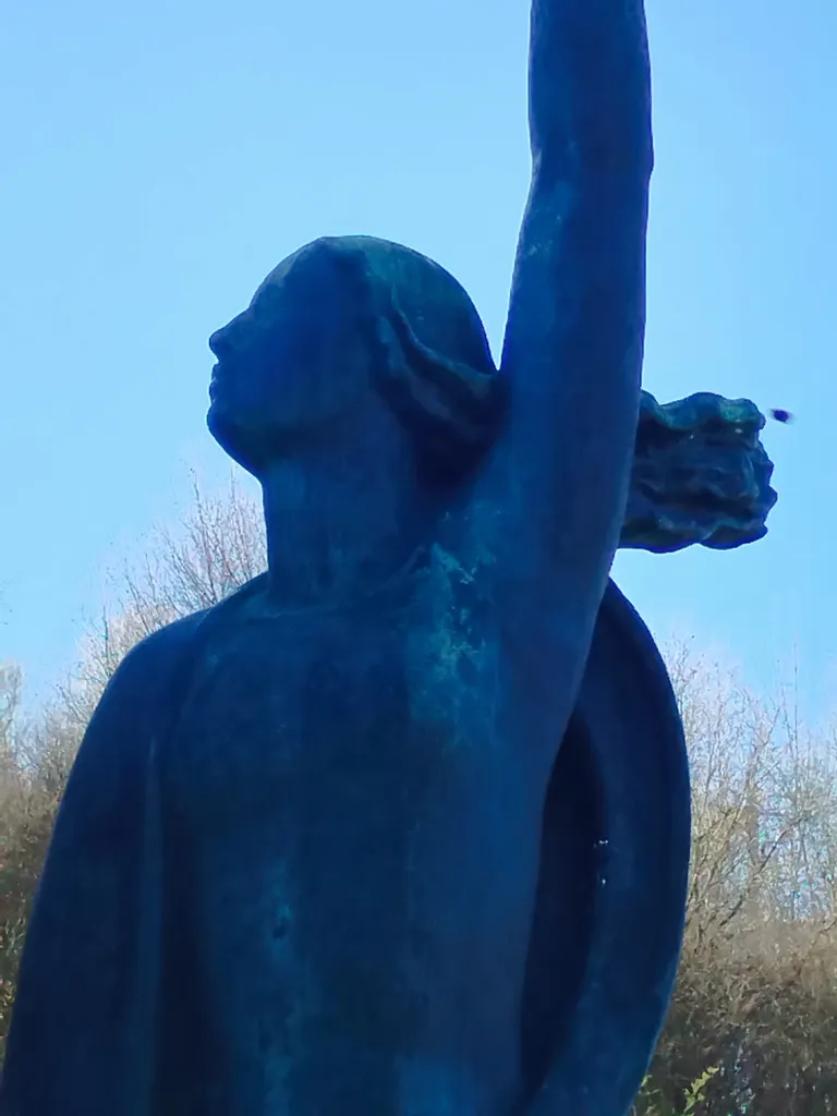Statue de Cérès à Barentin