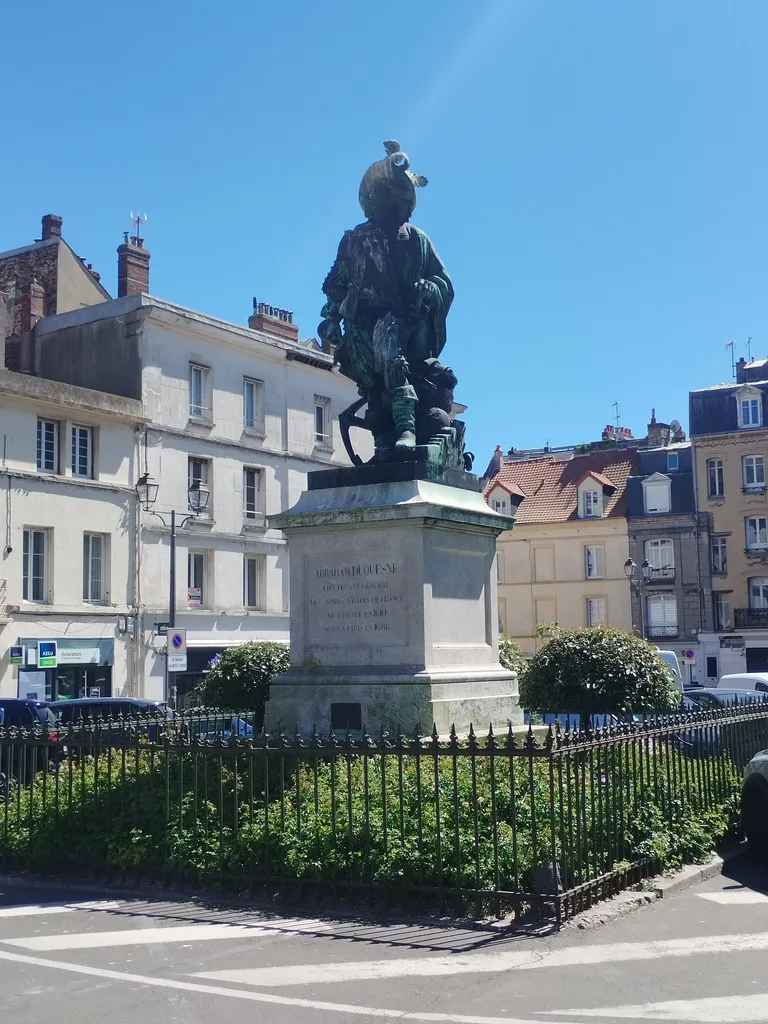 Statue d'Abraham Duquesne à Dieppe
